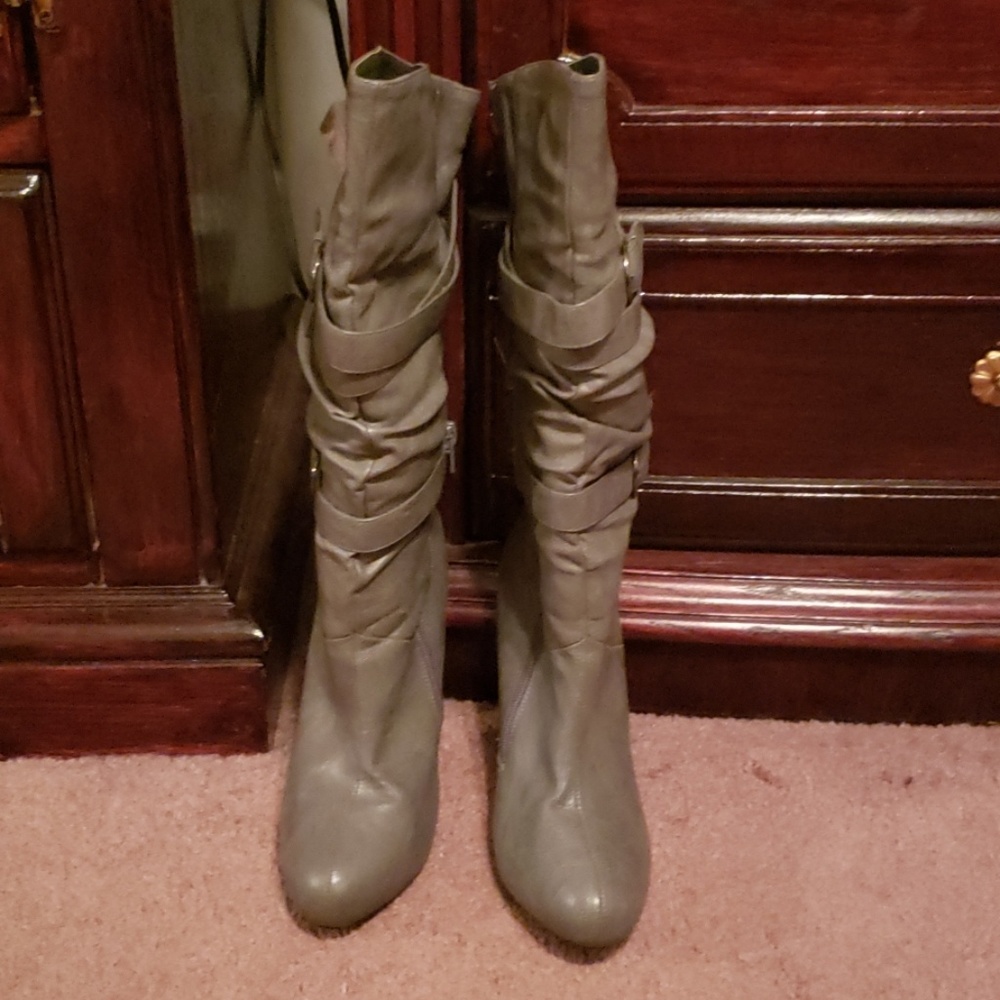 Grey calve high boots